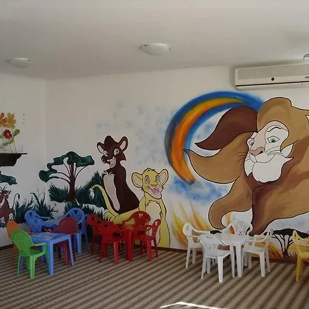 Отель Monicspaclub Wellness In Bayview Villas Кошарица