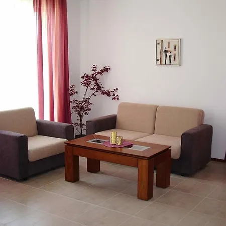 Monicspaclub Wellness In Bayview Villas 3* Кошарица