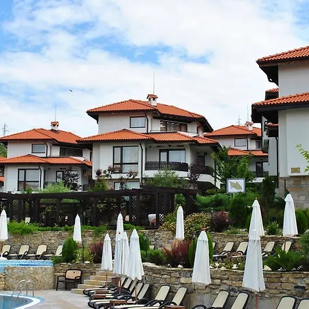 Monicspaclub Wellness In Bayview Villas Кошарица